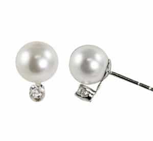 14K white gold 7-7.5mm "A" quality akoya cultured pearl & diamond (.10 ctw) stud earrings. Fine - Good nacre coating with very few visible spots.